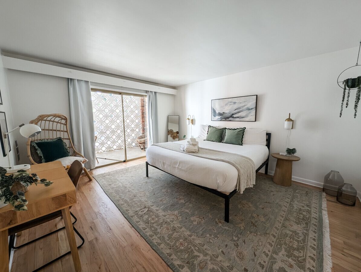 1 habitación, escritorio, tabla de planchar con plancha y wifi gratis 