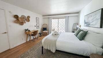 1 slaapkamer, een bureau, een strijkplank/strijkijzer, gratis wifi