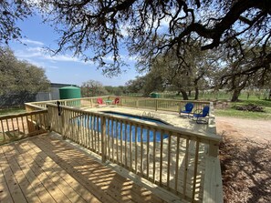 Pool - Wine Country Compound - Former Winery - Sleeps 21 - Pet Friendly (Round Mountain)