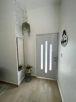 Interior - Modern Centric studio apt w/ parking (Carolina)