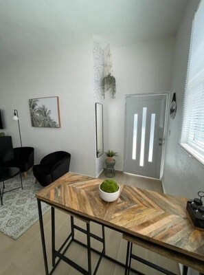 Interior - Modern Centric studio apt w/ parking (Carolina)