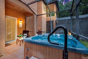 Property grounds - Mickey and Star Wars Fun, Resort Pool & Slide (Kissimmee)