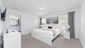 4 chambres, fer et planche à repasser, lit parapluie, Wi-Fi