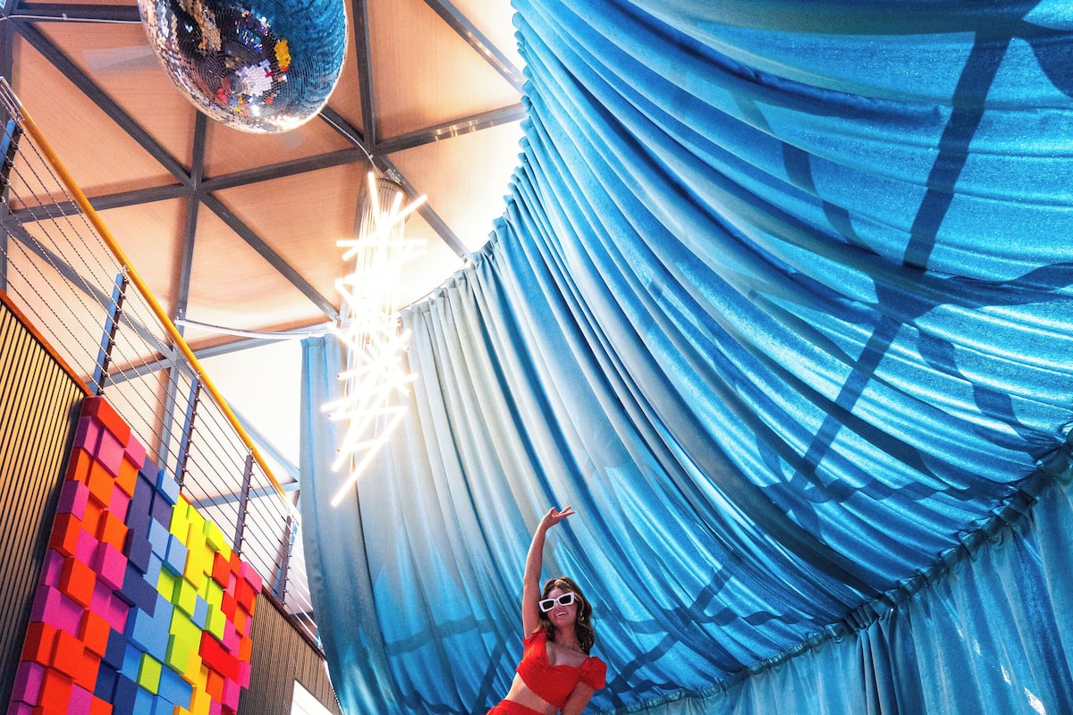 Deluxe Sky Dome (XL and Disco Theme) | In-room safe, individually decorated, individually furnished