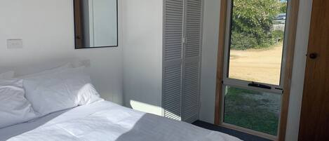 2 室のベッドルーム、WiFi、ベッドシーツ