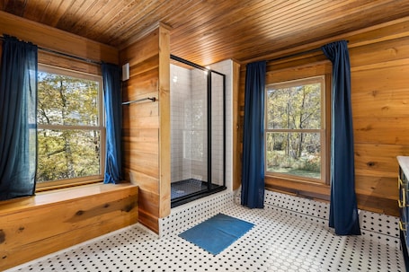 Sauna. Rose Hill Manor