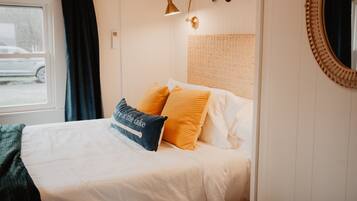 4 Schlafzimmer, BĂŒgeleisen/BĂŒgelbrett, Reisekinderbett, kostenloses WLAN