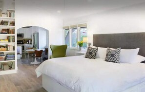 2 Schlafzimmer, Schreibtisch, Bügeleisen/Bügelbrett, kostenloses WLAN