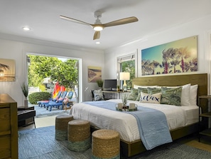 4 bedrooms, desk, iron/ironing board, travel crib - Luxury Boating Paradise+Pool+Sailing Kayaks (Marathon)