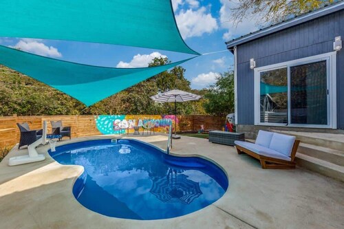 Spacious & Fun near Downtown | Pool, Games, Mural!