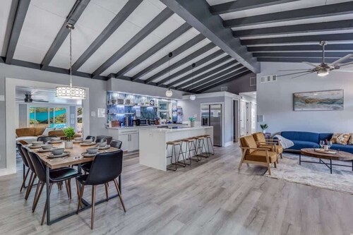 Luxury San Antonio Group Getaway with Heated Pool, Game Room, Poker Room, Grill & Backyard Fun Near Downtown