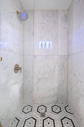 Hair dryer - Renovated - 4 Bedroom Home in Old Village (Mount Pleasant)