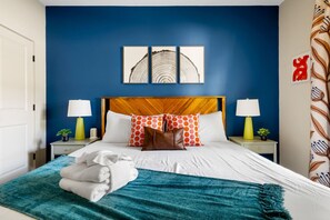 3 chambres, fer et planche à repasser, Wi-Fi gratuit, draps fournis