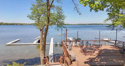 The Lake House at Darling Shores