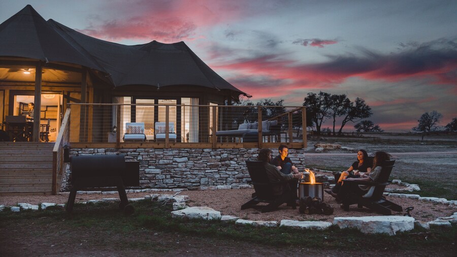 Outdoorsy Hill Country