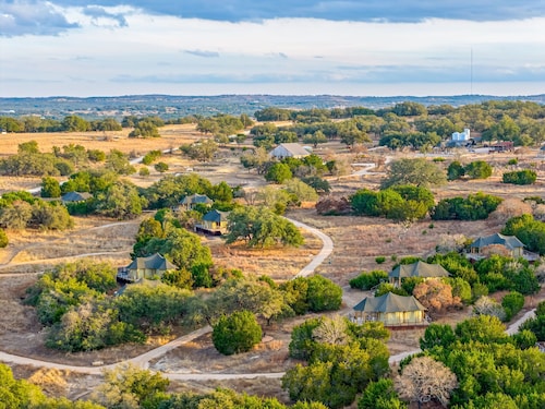 Outdoorsy Hill Country