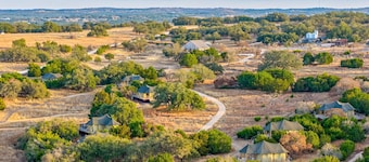 Outdoorsy Hill Country