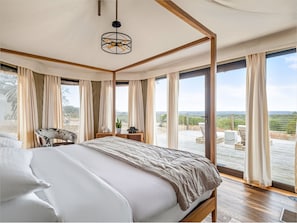 Tenda Mewah, 1 Tempat Tidur King, teras, pemandangan resor | Seprai katun Mesir, seprai premium, busa memori, dan minibar