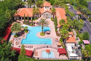 Outdoor pool - Relaxing, Two Bedroom Family Condo in Gated Resort Community. (Davenport)