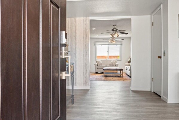 Interior - New Listing!! 55+ Community in Sun City West (Sun City West)