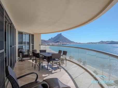 Condo, Multiple Beds, Pool Access, Ocean View (#810-Not Pet Friendly) | Outdoor dining