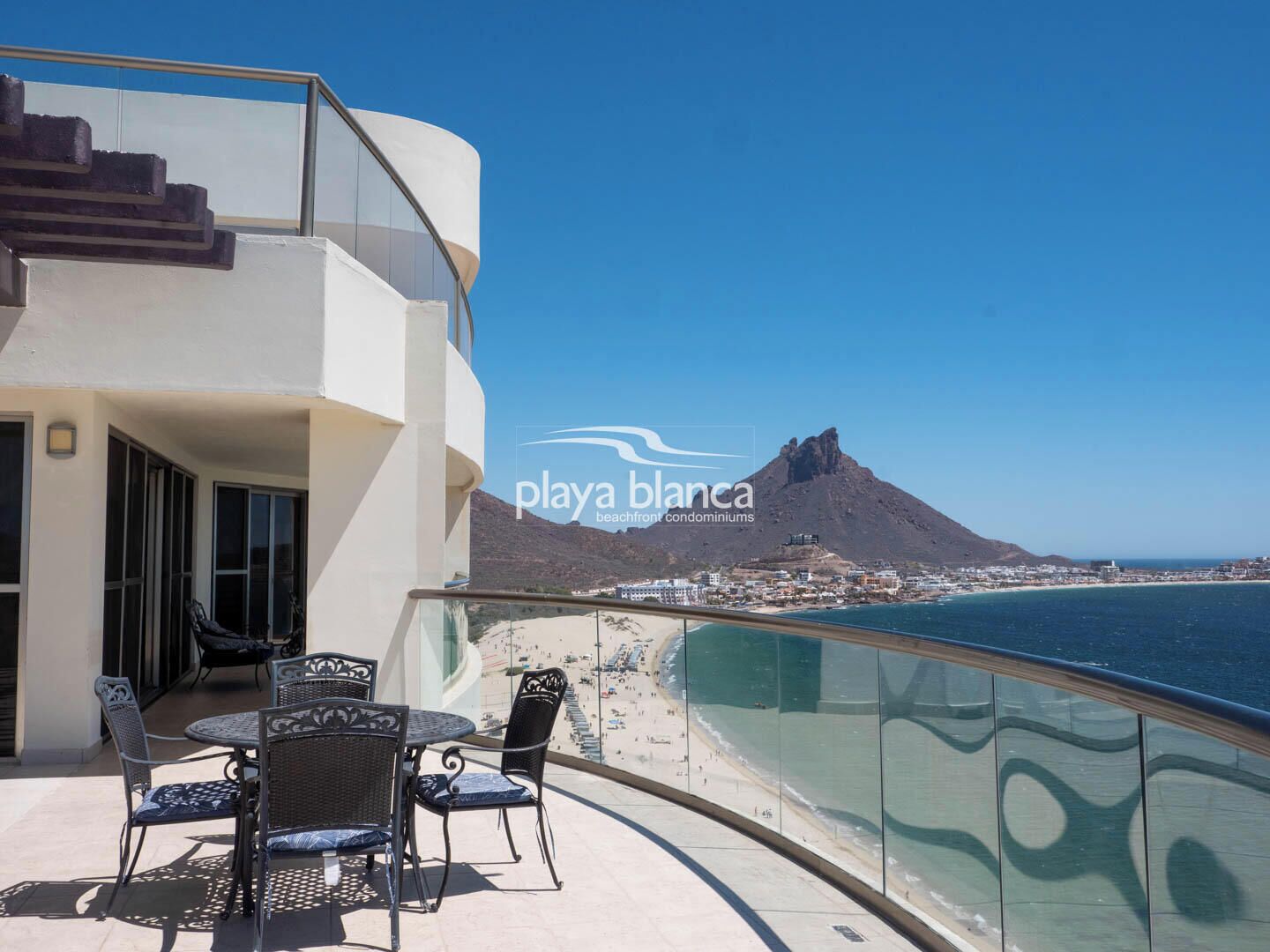 Apartment, Mehrere Betten, Poolzugang, Meerblick (#1410) | Speisen im Freien