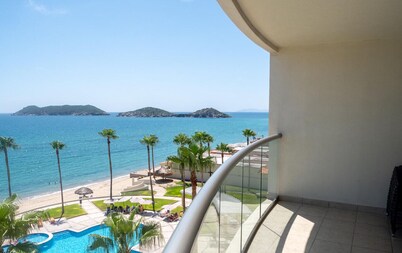 Playa Blanca Premier Resort I