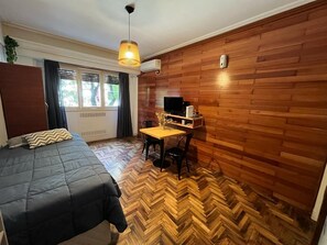 1 bedroom, desk, WiFi, bed sheets - Departamento Monoambiente Ideal EN Palermo Chico Para 2 Huespedes (Buenos Aires)