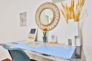 Interior - Porta Medina Apartment (Napoli)