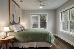 2 Schlafzimmer, Bügeleisen/Bügelbrett, Reisekinderbett, kostenloses WLAN