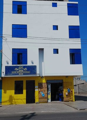 Façade de l’hébergement