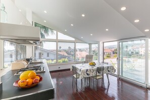 Fridge, microwave, oven, stovetop - Villa Agata (Mascali)