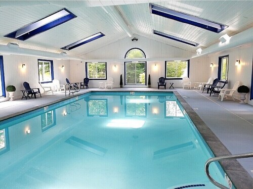 Ski in/Ski out nicely updated 2 BR condo on Okemo Mountain ski trails. 