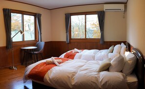 Family Villa | 5 bedrooms, iron/ironing board, free WiFi - Villa Shizen Hakuba (Hakuba)