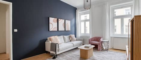 Fernseher, Stereoanlage