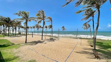 3 bedrooms, in-room safe, blackout curtains, free WiFi