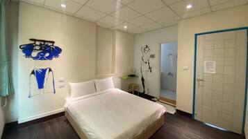 Schreibtisch, kostenloses WLAN