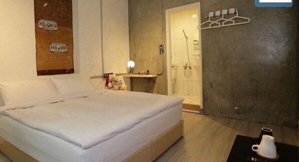 Habitación Confort | Escritorio y wifi gratis