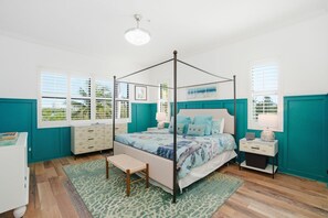 4 bedrooms, iron/ironing board, free WiFi, bed sheets