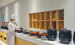Daily buffet breakfast for a fee