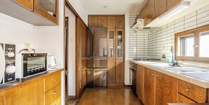 Apartment (6) | Private kitchen | Fridge, microwave, stovetop, cookware/dishes/utensils - LITS INN Sapporo (Sapporo)