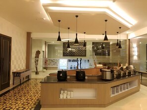 Dining - Lynn Hotel Mojokerto (Mojokerto)