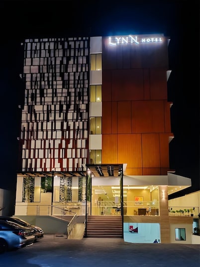 Lynn Hotel Mojokerto