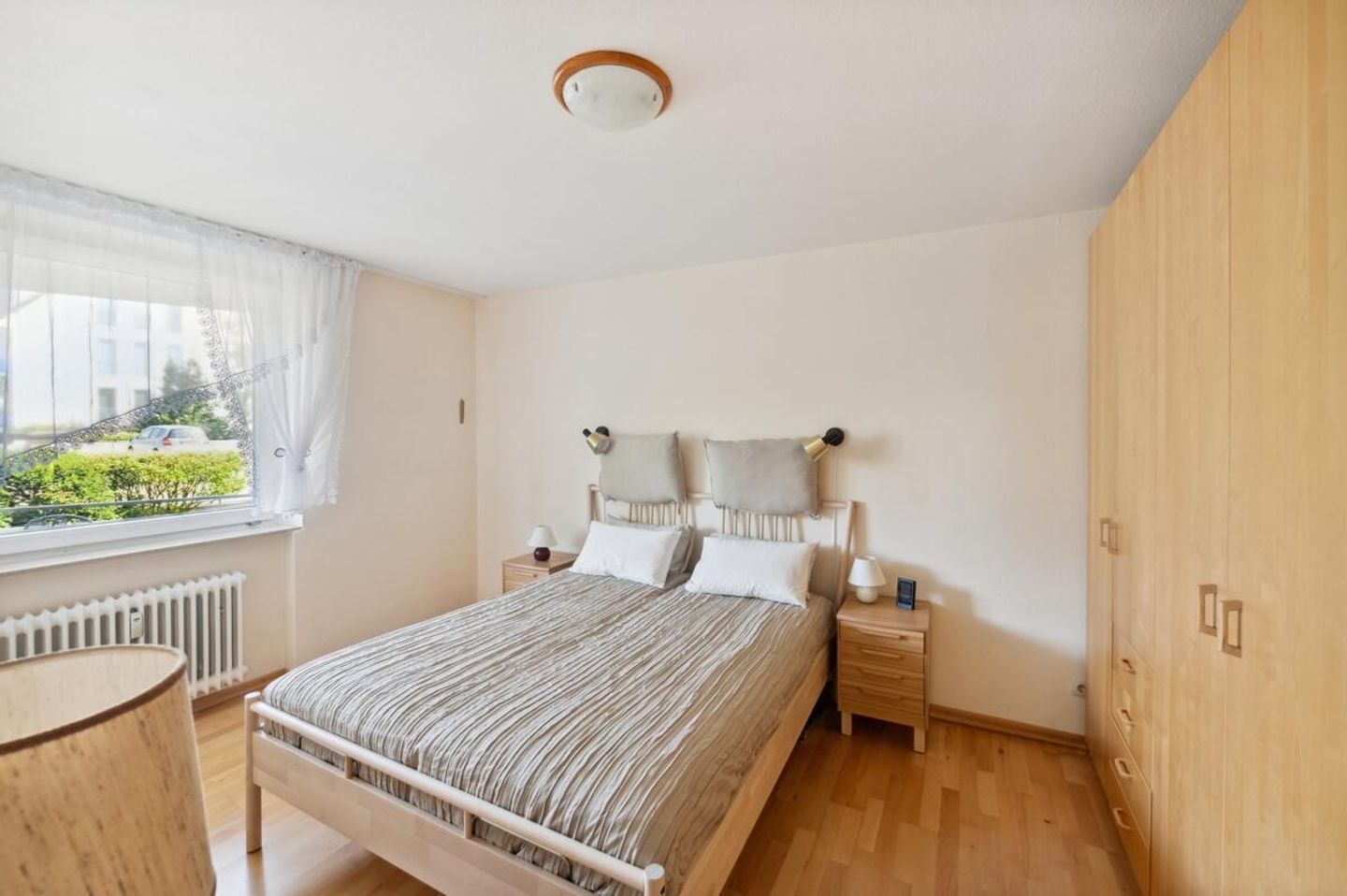 2 habitaciones, escritorio, wifi y ropa de cama 