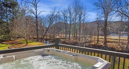 Beautiful Log Cabin on the Watauga River