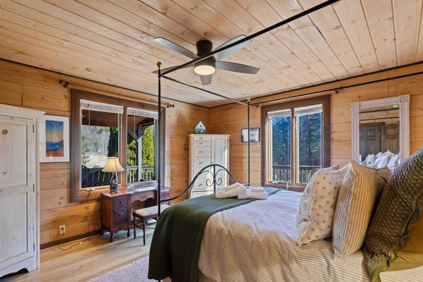 3 bedrooms, WiFi, bed sheets