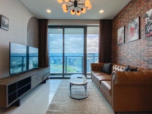 Living area - Zeus Living - Infinity City View on Top of Sunwah Pearl (Thành phố Hồ Chí Minh)
