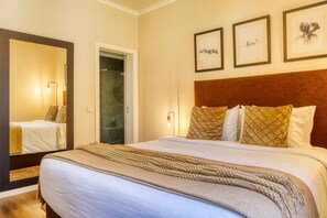 2 chambres, fer et planche à repasser, Wi-Fi gratuit, draps fournis