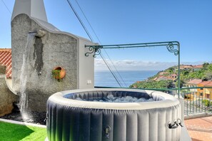 Terrace/patio - Freitas Paradise, a Home in Madeira (Ponta do Sol)