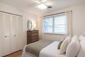 3 bedrooms, free WiFi, bed sheets